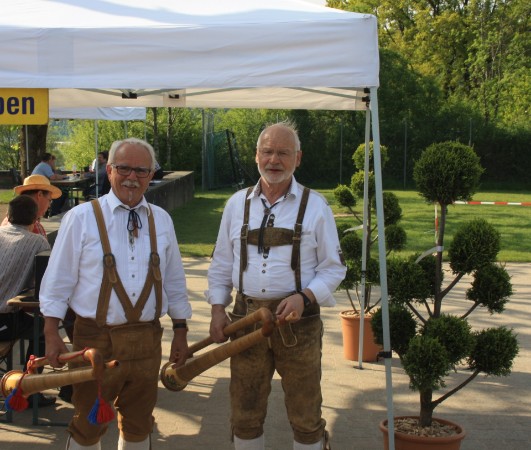 Hier vor dem Auftritt mit dem Büchel in Rothrist